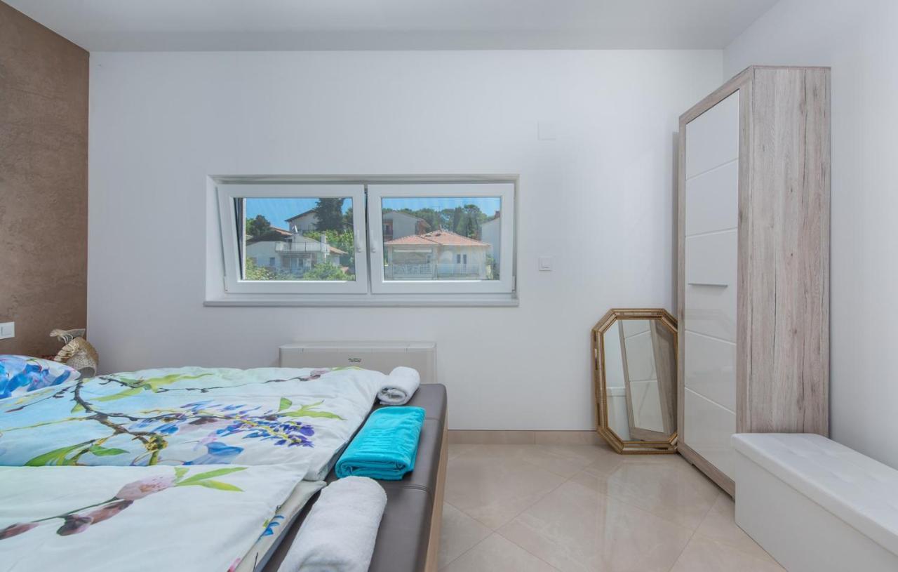 Modern Apartments With Shared Pool Near The Sea Πούλα Εξωτερικό φωτογραφία