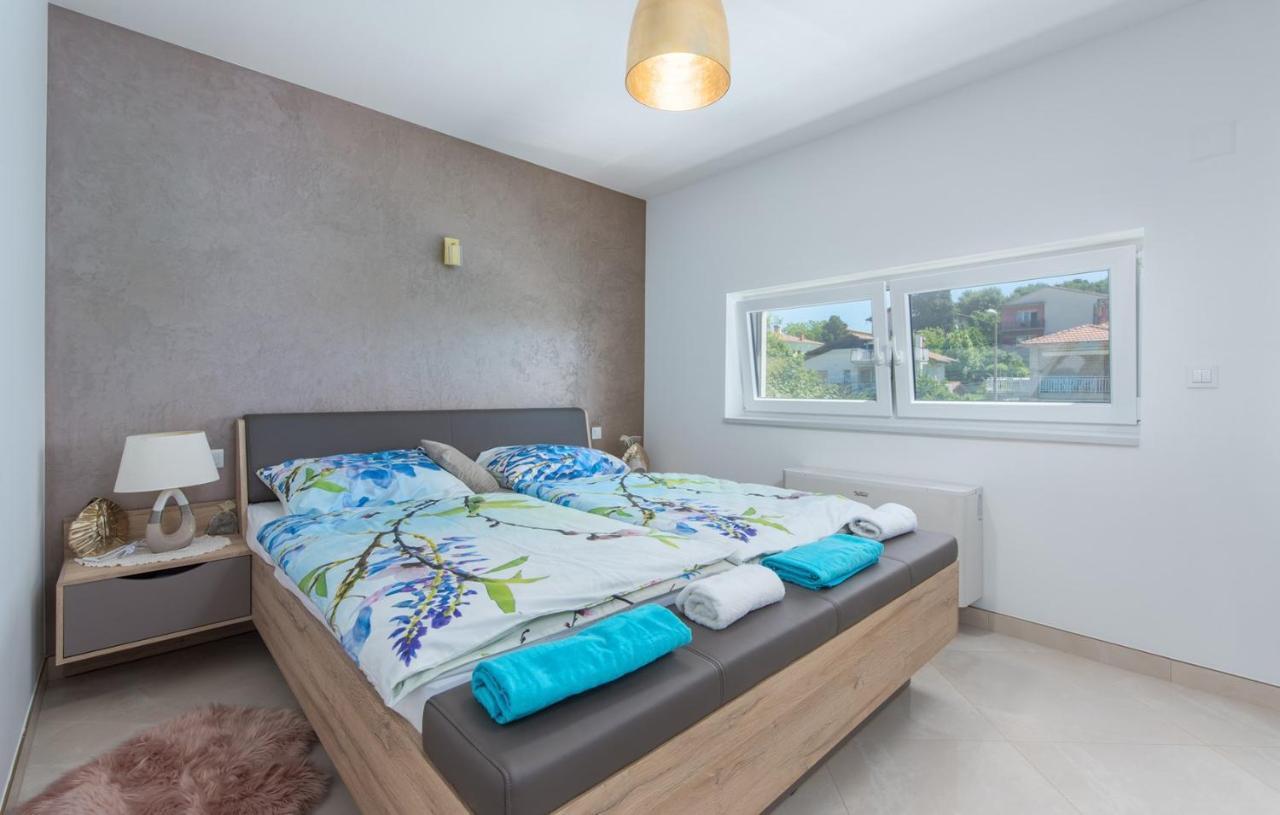 Modern Apartments With Shared Pool Near The Sea Πούλα Εξωτερικό φωτογραφία