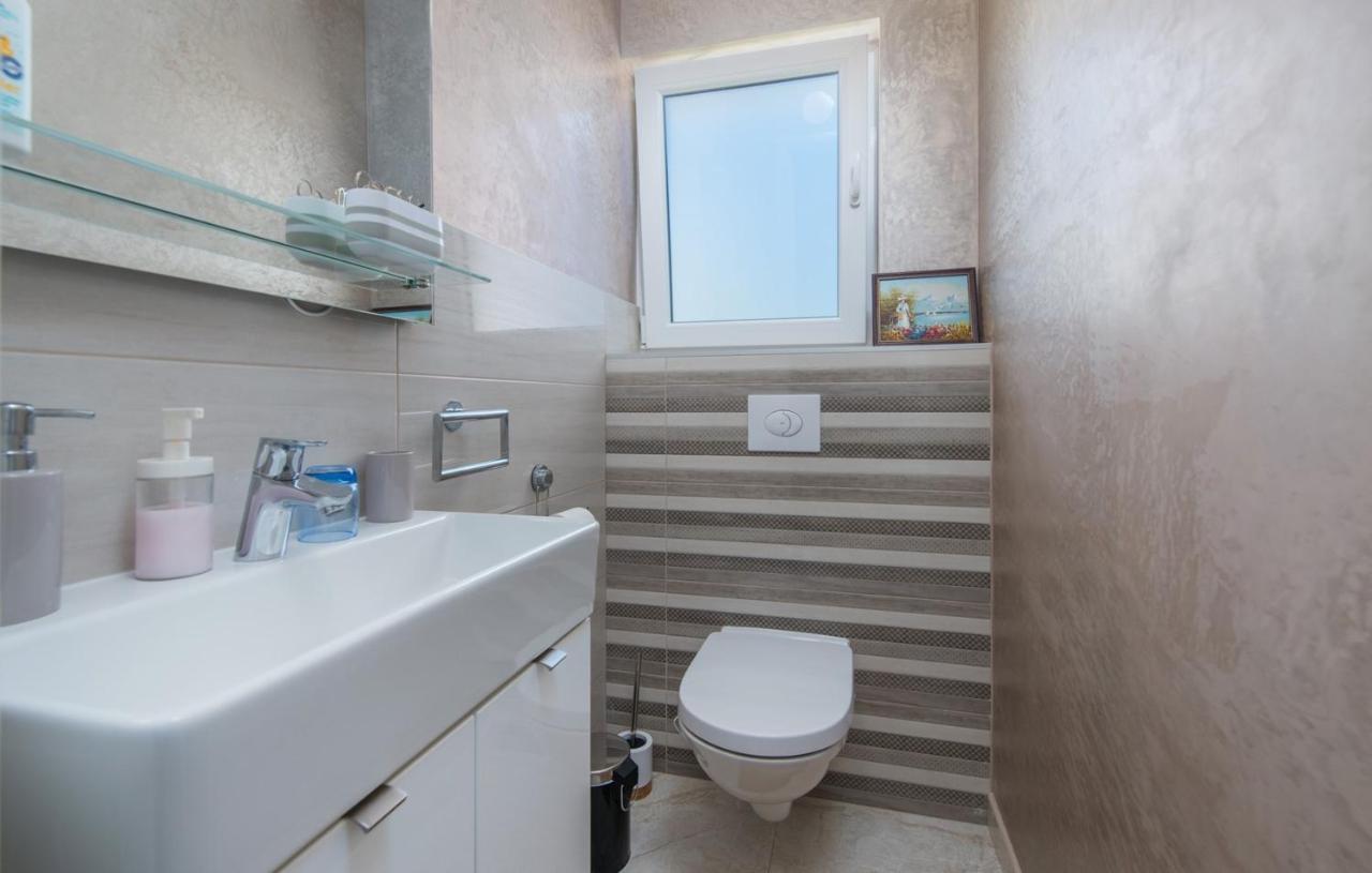 Modern Apartments With Shared Pool Near The Sea Πούλα Εξωτερικό φωτογραφία
